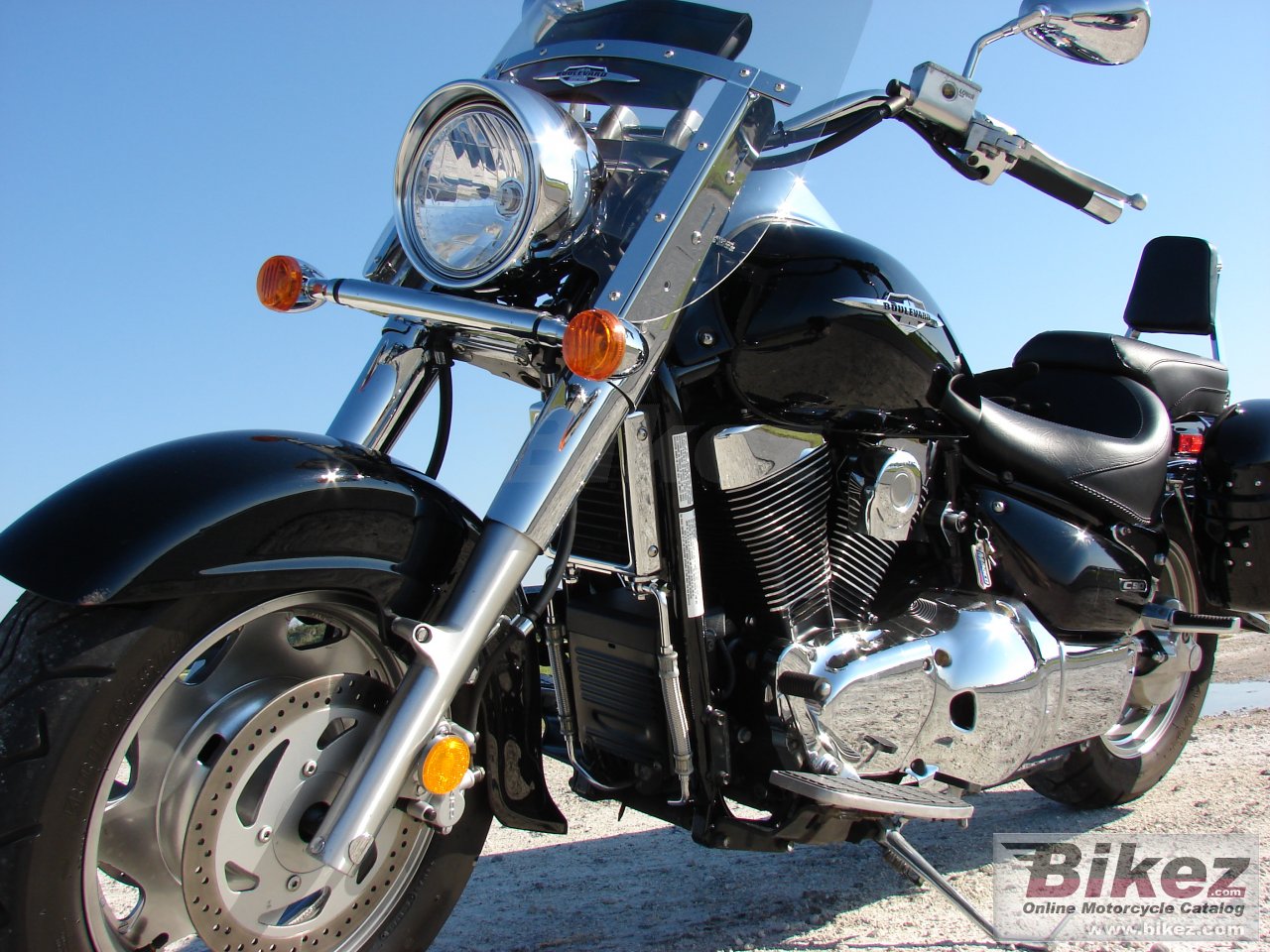 Suzuki Boulevard C90 Black poster